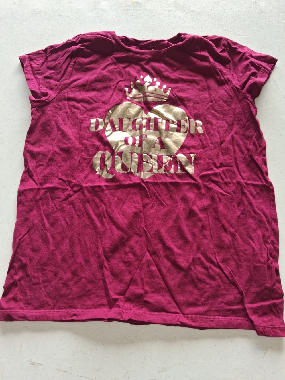 Place Girls' Hot Pink Tee with Gold Foil "Daughter of a Queen"